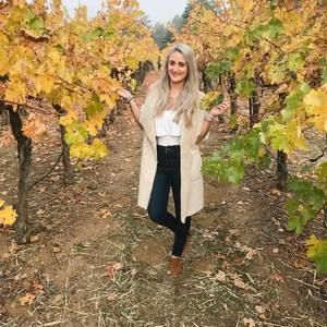 Meet your Posher, Brittany